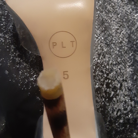PrettyLittleThing PLT Clear Shoes W/ Leopard Heel - Picture 5 of 6